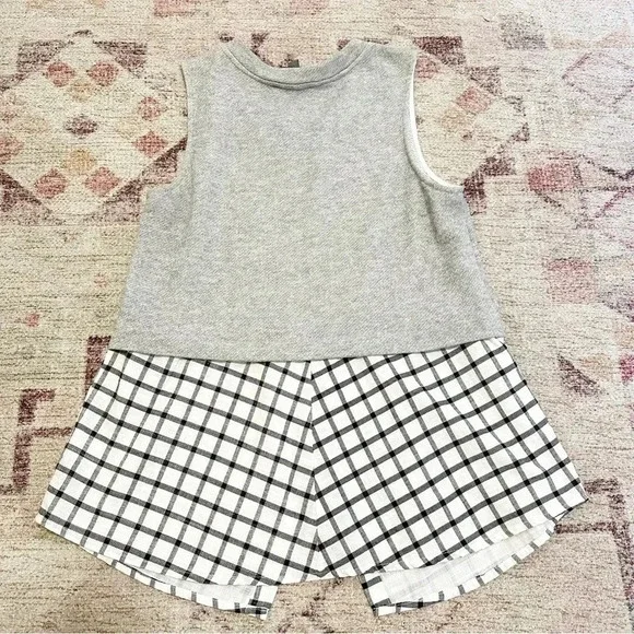 Sunday in Brooklyn• Grey plaid tank top - Picture 5 of 11